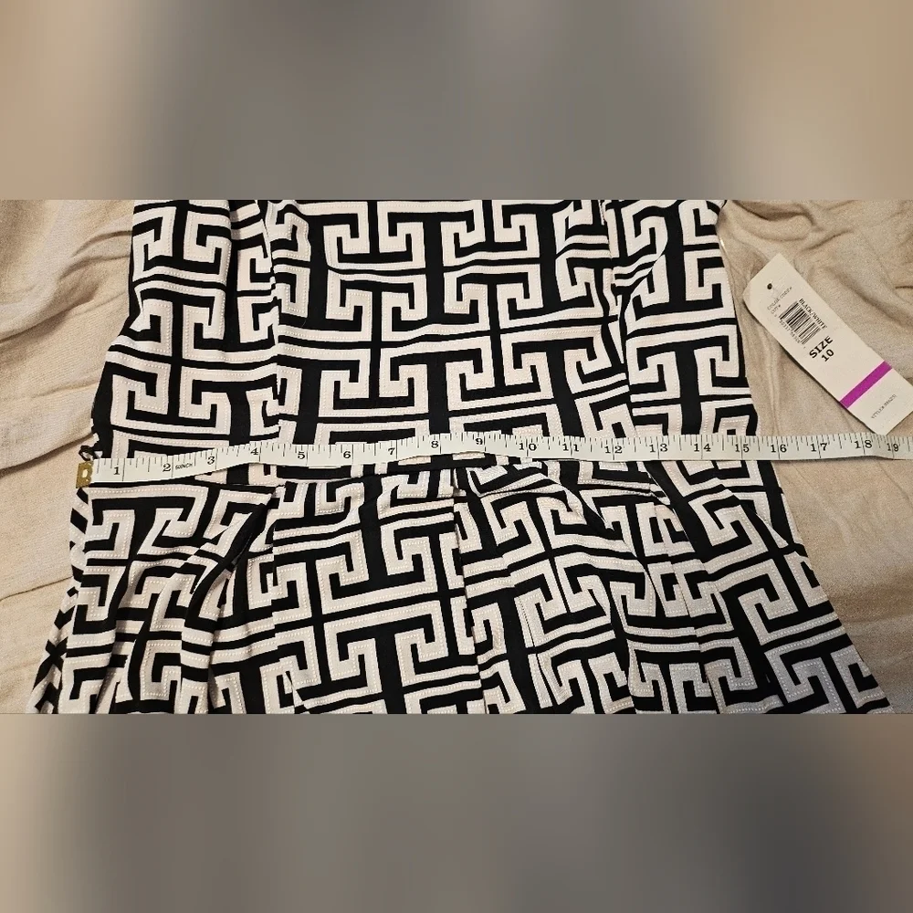 NWT Tiana B. Black and White Geometric Dress Sz 10